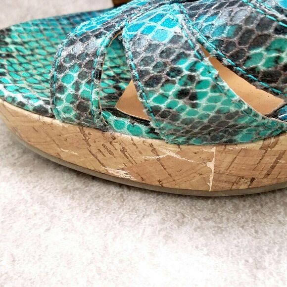 Fashion Bug Womens Snake Sz 9.5 M Blue Open Toe Slide 4" Wedge Sandals - Picture 11 of 12